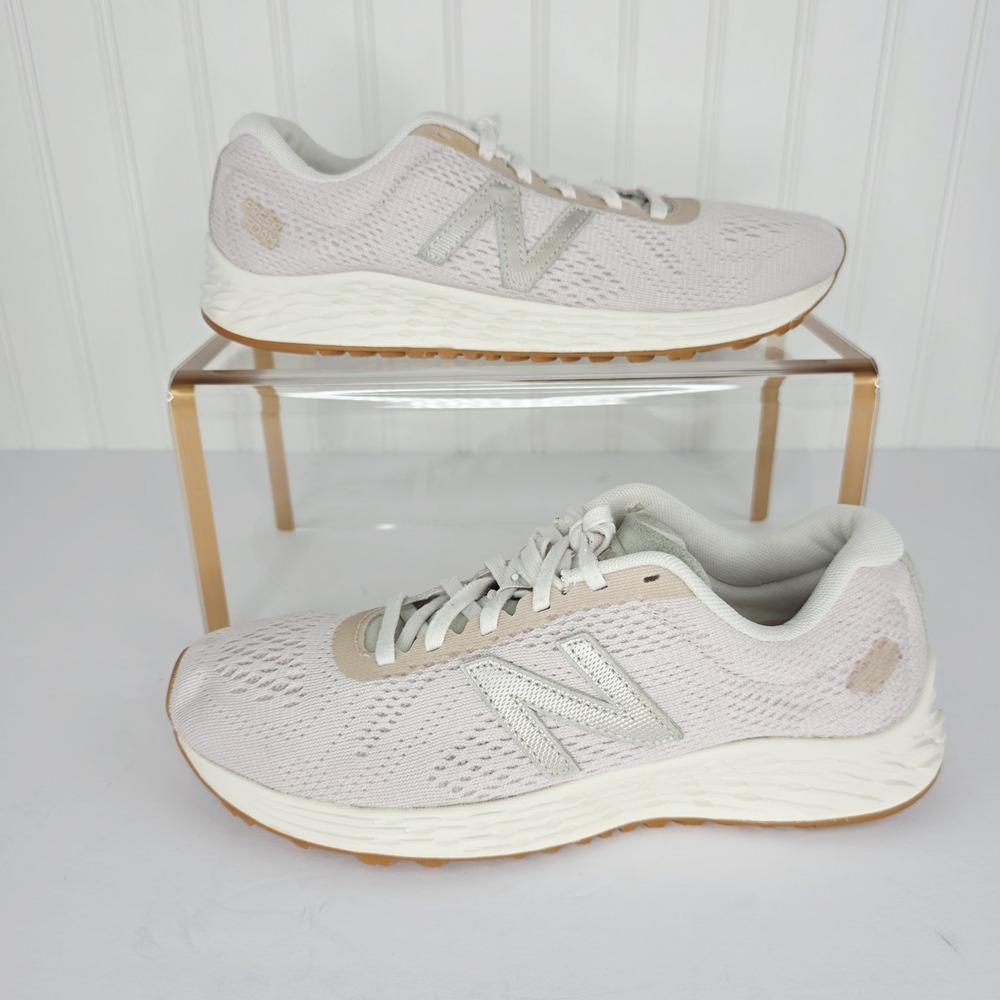 New Balance Athletic Shoes in Light Pink/Lavender and White